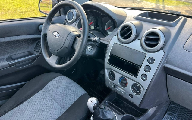 imagem-https://www.socarrao.com.br/sc-vehicle-images-prod/2433906/1783088148279-b5504f30602b4d6e8a605fe95bf43a04_1783088039661.jpg