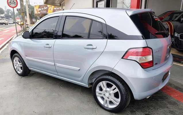imagem-https://www.socarrao.com.br/sc-vehicle-images-prod/2434115/1784290089471-8240374_5_B_1b5c041acd.jpeg