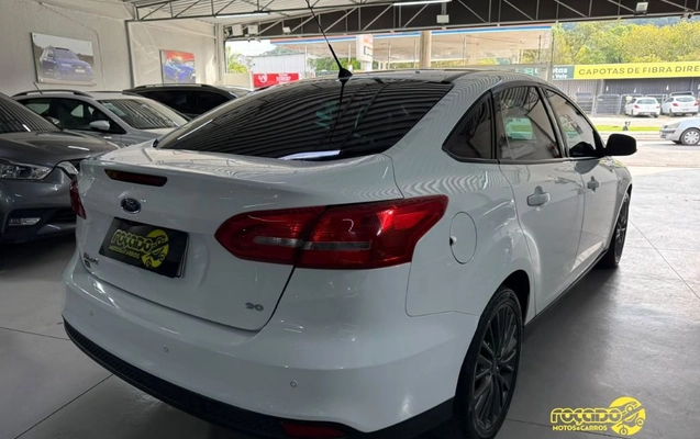 imagem-https://www.socarrao.com.br/sc-vehicle-images-prod/2434244/1788540922564-gb-7c2d331.jpeg
