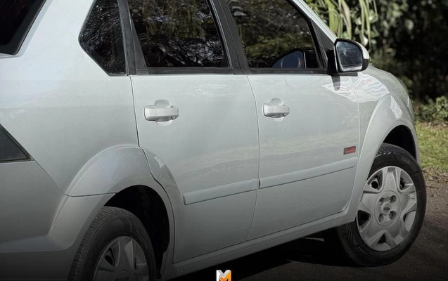 imagem-https://www.socarrao.com.br/sc-vehicle-images-prod/2434297/1788980853461-8130820_4_B_dc75d0fc77.jpeg