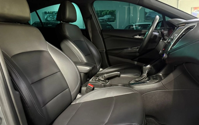 imagem-https://www.socarrao.com.br/sc-vehicle-images-prod/2434370/1788541882366-gb-2dd5ea6.jpeg