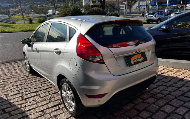 imagem-https://www.socarrao.com.br/sc-vehicle-images-prod/2434726/1783090714238-FYU-0544_03.jpg