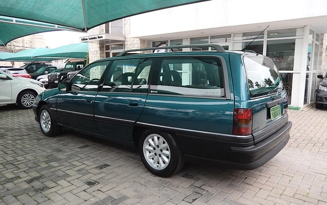 imagem-https://www.socarrao.com.br/sc-vehicle-images-prod/2434727/1791388574148-58f15ada5cdb47ada4630d02a9a5b22c_1742302938024.jpg