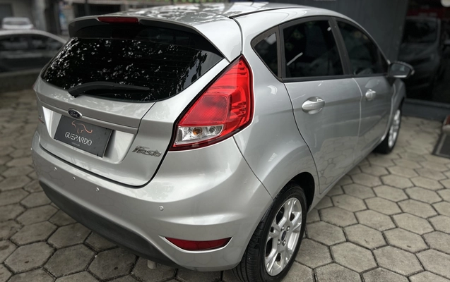 imagem-https://www.socarrao.com.br/sc-vehicle-images-prod/2434778/1783090946387-1_042106.jpg