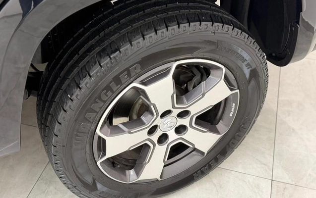 imagem-https://www.socarrao.com.br/sc-vehicle-images-prod/2434793/1788357071818-8236880_17_B_4d141abc04.jpeg