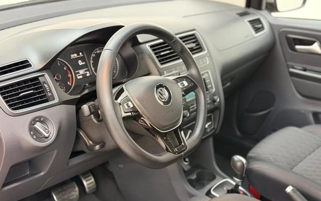 imagem-https://www.socarrao.com.br/sc-vehicle-images-prod/2434940/1785434341679-8234762_6_B_2c9c5df361.jpeg