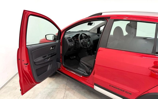 imagem-https://www.socarrao.com.br/sc-vehicle-images-prod/2434940/1785434341697-8234762_5_B_69b7e6ad49.jpeg