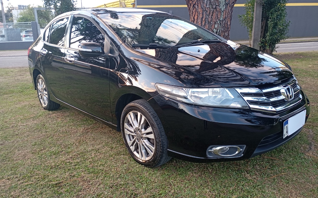 Honda City 2013 Preto — foto 1 de 3