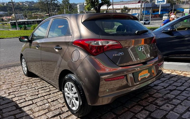 imagem-https://www.socarrao.com.br/sc-vehicle-images-prod/2435022/1783091899905-QNJ-0I76_04.jpg