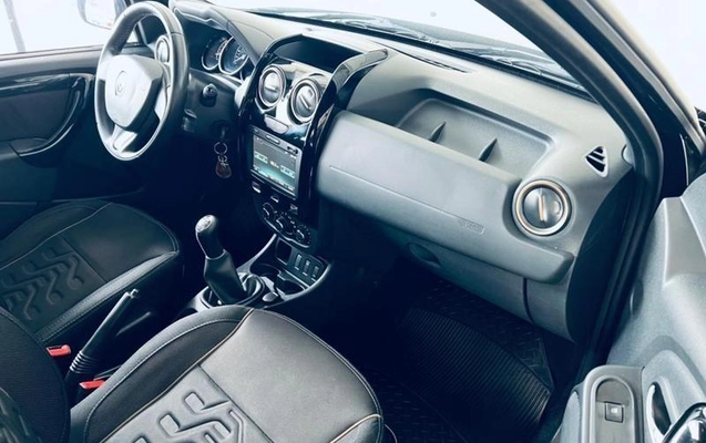 imagem-https://www.socarrao.com.br/sc-vehicle-images-prod/2435035/1789480884979-8221075_20_B_44211cf728.jpeg