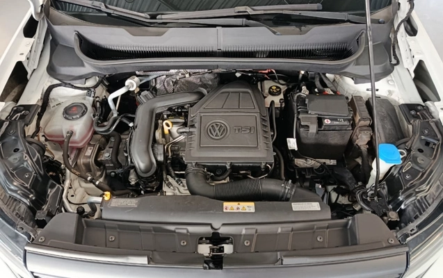 imagem-https://www.socarrao.com.br/sc-vehicle-images-prod/2435142/1784125996751-AVww2mUOTYfQLViSxm4mPKt94CsO45SL.jpg