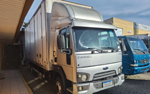 imagem-https://www.socarrao.com.br/sc-vehicle-images-prod/2436245/1783096704296-ZGM5NzAzMGItOGQ3NC00ODIyLWJjNTEtN2Y5MGJmYmFjNjQ5LmpwZw.jpg