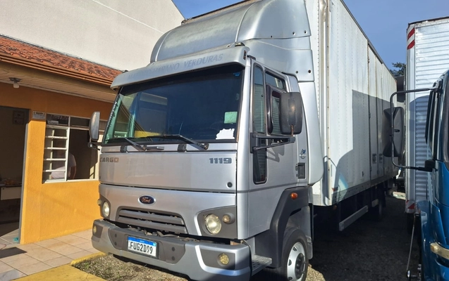 imagem-https://www.socarrao.com.br/sc-vehicle-images-prod/2436245/1783096704384-NGZiYzE1MjctNzJlOC00YzE5LTk4MmUtMmZjNTNhYTcwZDgzLmpwZw.jpg