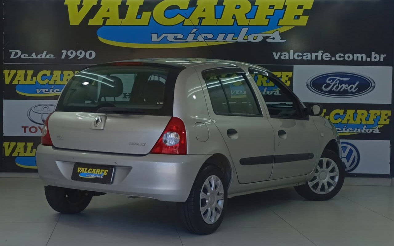 imagem-https://www.socarrao.com.br/sc-vehicle-images-prod/2436494/1783097716179-My5qZmlm.jfif
