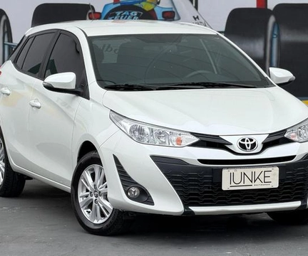 Toyota Yaris 2019 Branco — foto 1 de 3