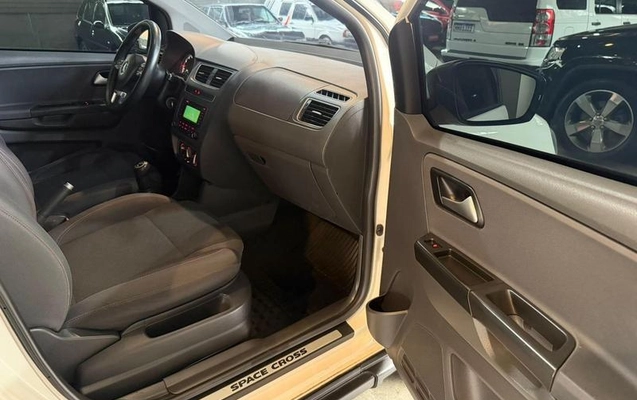 imagem-https://www.socarrao.com.br/sc-vehicle-images-prod/2436722/1783098843812-7557533_11_B_2ff6e94350.jpeg