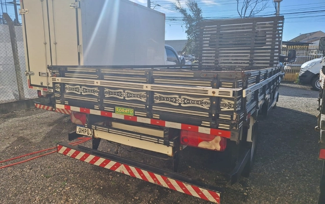 imagem-https://www.socarrao.com.br/sc-vehicle-images-prod/2436744/1783099013328-N2YwNDJkOTQtZDM2YS00MjI4LWIzYWUtNDkwMzliOWVlYjA2LmpwZw.jpg