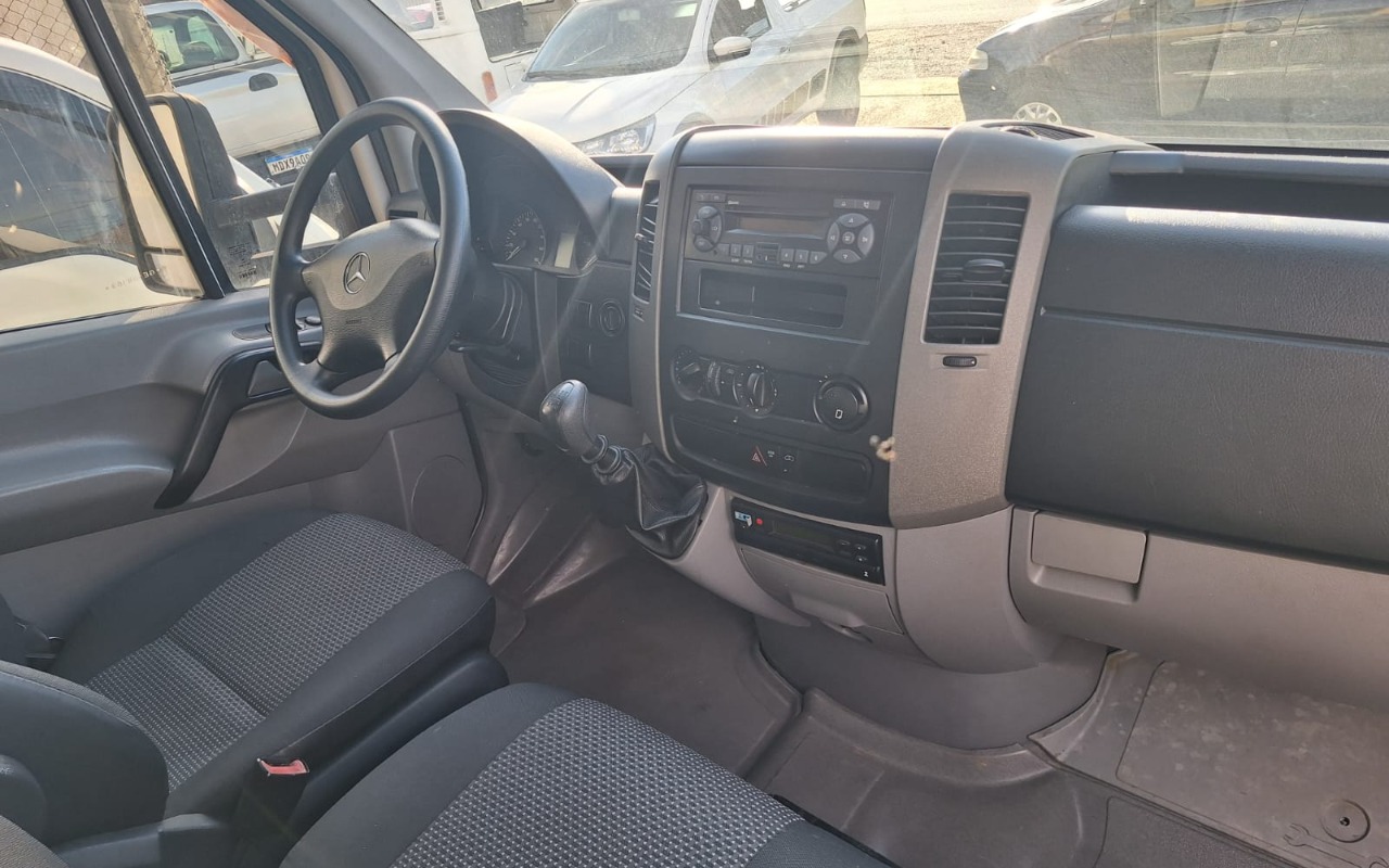 imagem-https://www.socarrao.com.br/sc-vehicle-images-prod/2436744/1783099013524-NWNlYjNkY2YtNWYyMi00ZDNlLTk1NGUtYzcwNjVlZWYzMDAzLmpwZw.jpg