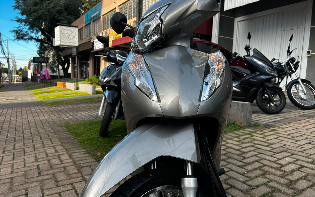imagem-https://www.socarrao.com.br/sc-vehicle-images-prod/2436921/1783099476107-Mi5qcGVn.jpeg