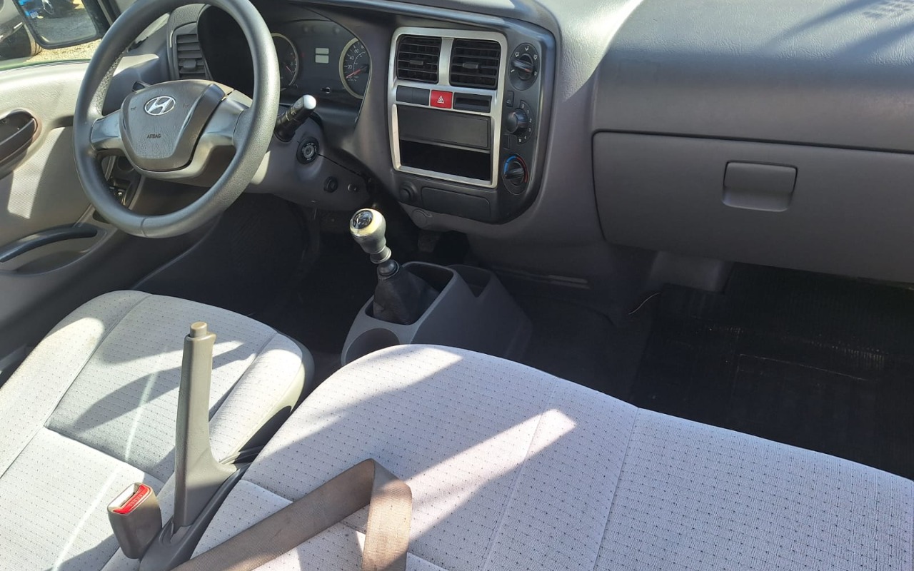 imagem-https://www.socarrao.com.br/sc-vehicle-images-prod/2436968/1783099846781-MmJmMmU4MzktZjdlNy00YTI2LWE4NDktZThmNDhmZTM5YWU0LmpwZw.jpg