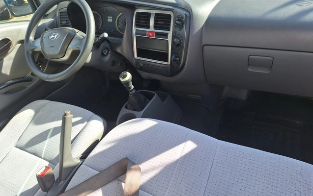 imagem-https://www.socarrao.com.br/sc-vehicle-images-prod/2436968/1783099846781-MmJmMmU4MzktZjdlNy00YTI2LWE4NDktZThmNDhmZTM5YWU0LmpwZw.jpg