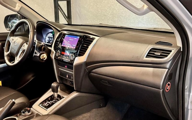 imagem-https://www.socarrao.com.br/sc-vehicle-images-prod/2437493/1787686434766-8246710_16_B_c265aaf113.jpeg