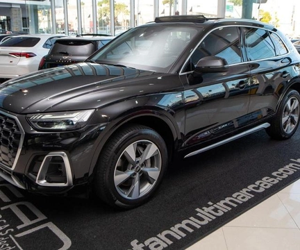Audi Q5 2024 Preto — foto 1 de 3