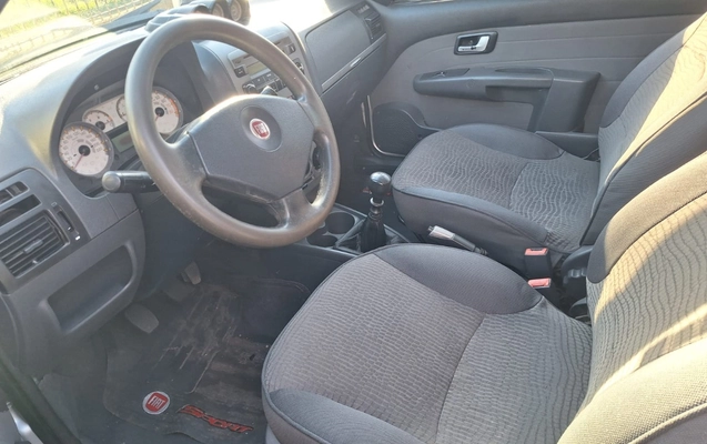 imagem-https://www.socarrao.com.br/sc-vehicle-images-prod/2437669/1783102445556-NWIyMjQ4MzQtMDBhZS00MzhiLTkyYmQtMmNiNzc5NzI3NTc2LmpwZw.jpg