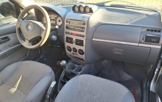 imagem-https://www.socarrao.com.br/sc-vehicle-images-prod/2437669/1783102445688-ZGMzNTVlMGEtZmY4My00YjM3LTk3NTEtYTQzNTcwOTc2MjRhLmpwZw.jpg