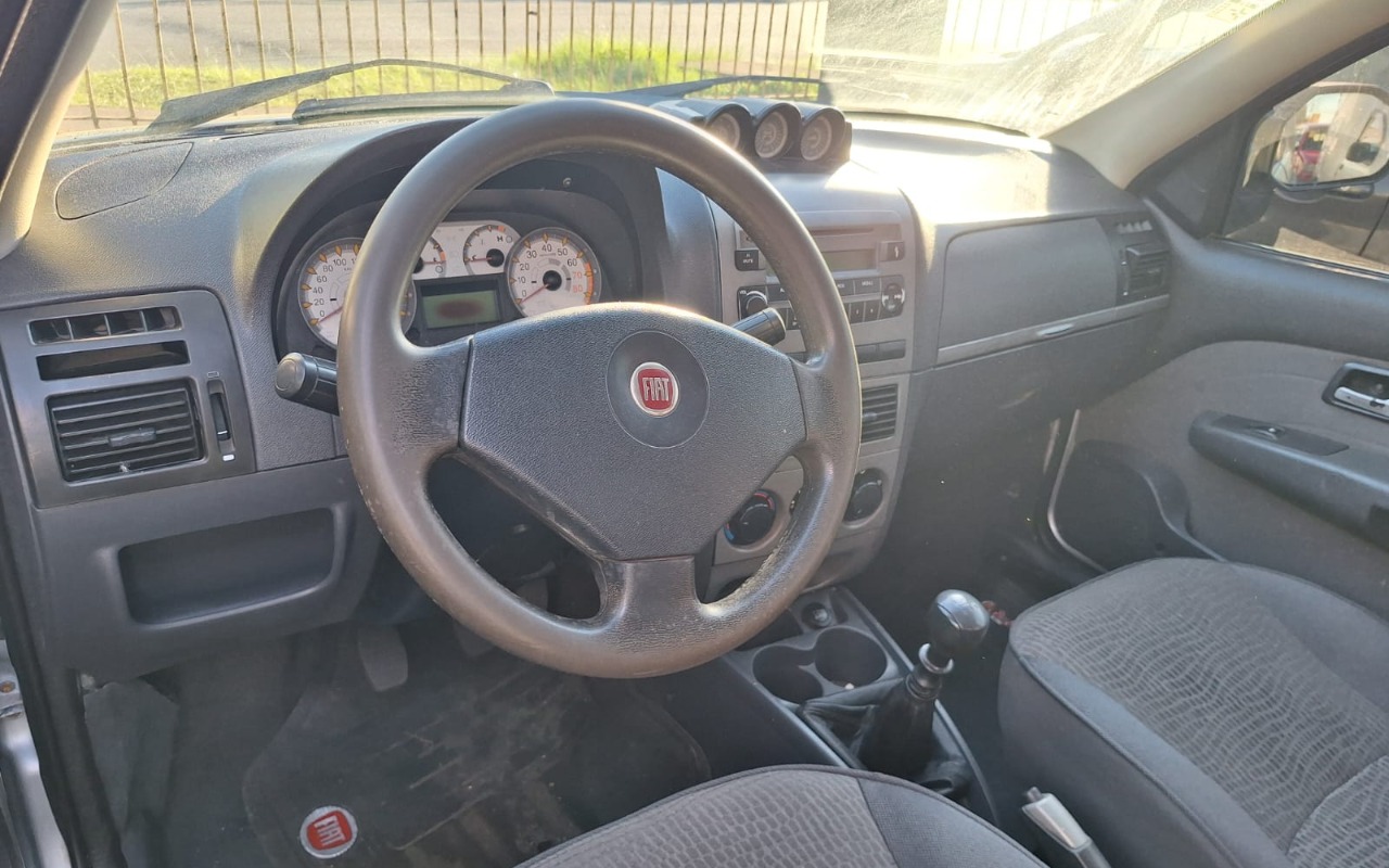 imagem-https://www.socarrao.com.br/sc-vehicle-images-prod/2437669/1783102445800-YTJhZGM2MGUtNjM5My00YWNiLThlMDItNThjYzQ5YTgzMzI4LmpwZw.jpg