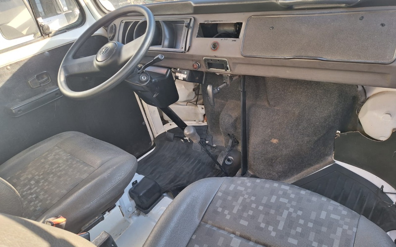 imagem-https://www.socarrao.com.br/sc-vehicle-images-prod/2437700/1783102657146-NjcyNmYzNDUtN2NiNS00Mzk5LThmNTYtN2Y2YzY3N2RmZTI0LmpwZw.jpg