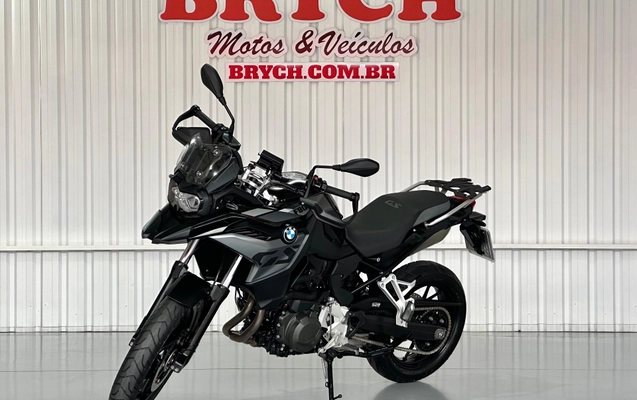 imagem-https://www.socarrao.com.br/sc-vehicle-images-prod/2437730/1783102750674-76331999cda24a37ba5492f3ab2d8a1c_1768845862870.jpeg