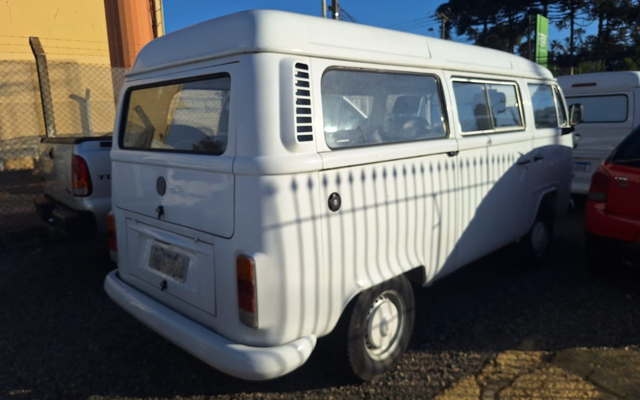imagem-https://www.socarrao.com.br/sc-vehicle-images-prod/2437889/1783103308584-ZTFkMGQ0MWYtZGQ0NS00NmU3LWE5YTYtOTc1ODMwYjIwMTMzLmpwZw.jpg