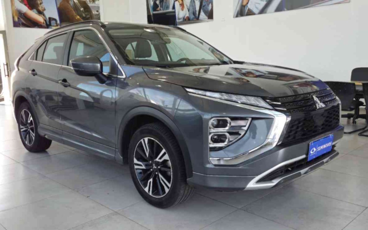 Mitsubishi Eclipse Cross 2025 Cinza — foto 1 de 3