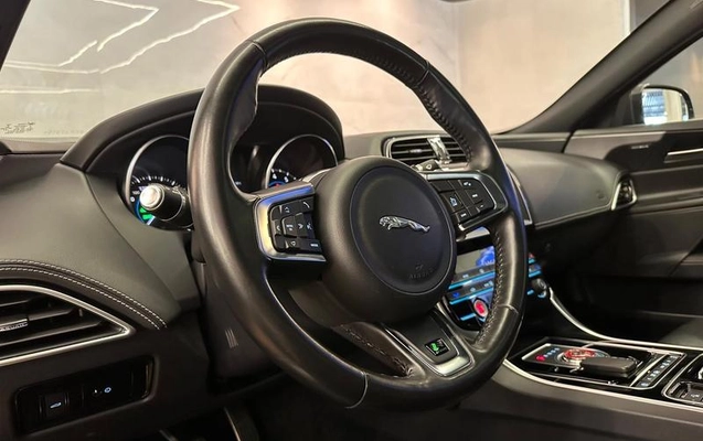 imagem-https://www.socarrao.com.br/sc-vehicle-images-prod/2437912/1788535290228-8246744_9_B_cbaeb92b5e.jpeg