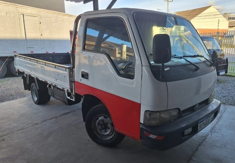Kia Bongo 2001 Branco — foto 1 de 3