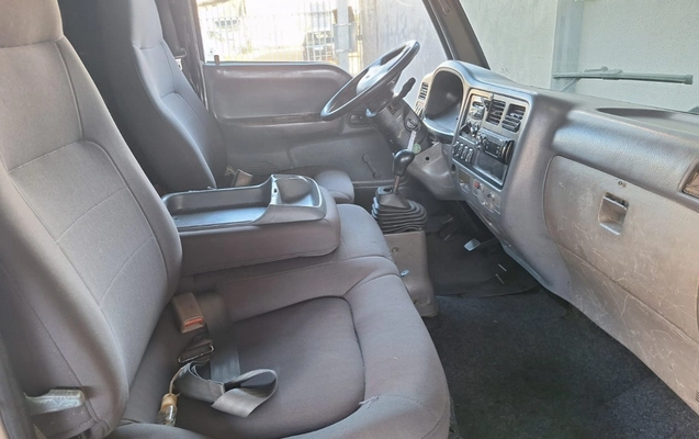 imagem-https://www.socarrao.com.br/sc-vehicle-images-prod/2438064/1783103853329-NGUxZTM1YzItYTUzZS00NWQ0LThhZTItNTcyZjZjYTRhYTE5LmpwZw.jpg