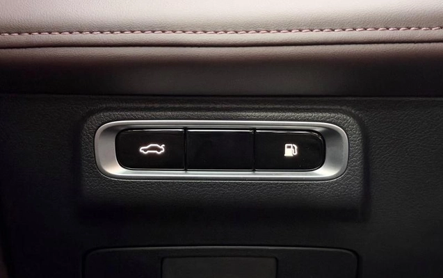 imagem-https://www.socarrao.com.br/sc-vehicle-images-prod/2438296/1789393973994-8183462_5_B_e035934350.jpeg