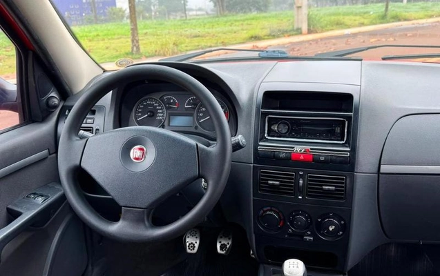 imagem-https://www.socarrao.com.br/sc-vehicle-images-prod/2438573/1784912477915-8209879_5_B_58a7dd2e41.jpeg