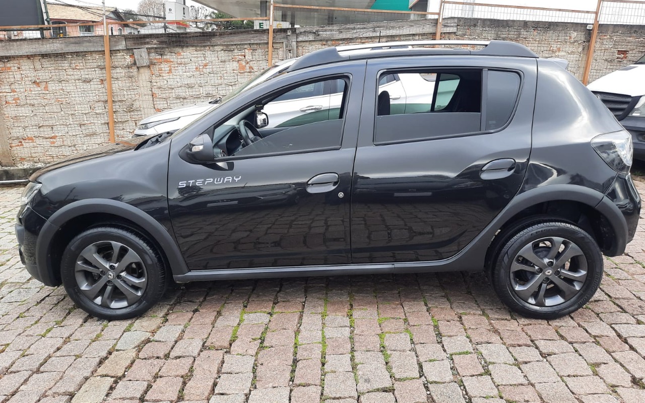 imagem-https://www.socarrao.com.br/sc-vehicle-images-prod/2438599/1783106070103-V2hhdHNBcHAgSW1hZ2UgMjAyNi0wNy0wMyBhdCAxNS4yMi4xMyAoMSkuanBlZw.jpeg