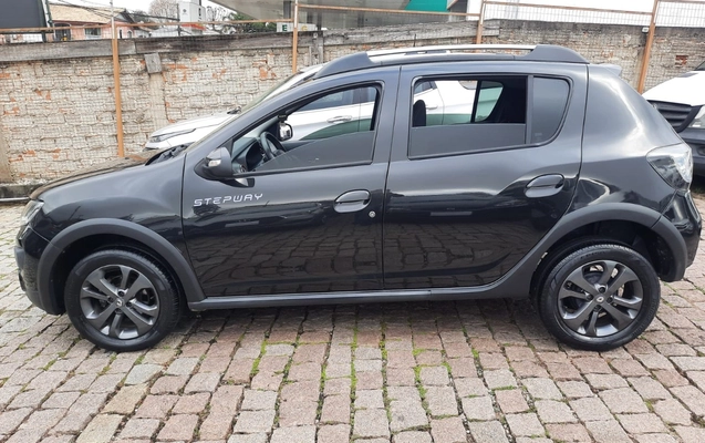 imagem-https://www.socarrao.com.br/sc-vehicle-images-prod/2438599/1783106070103-V2hhdHNBcHAgSW1hZ2UgMjAyNi0wNy0wMyBhdCAxNS4yMi4xMyAoMSkuanBlZw.jpeg