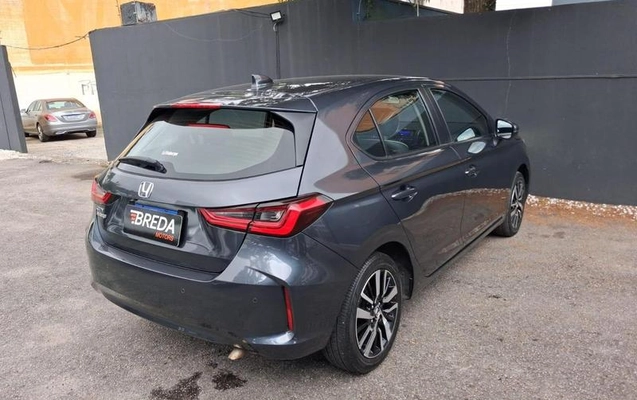 imagem-https://www.socarrao.com.br/sc-vehicle-images-prod/2438630/1788972613642-8247429_1_B_b76a36c80f.jpeg