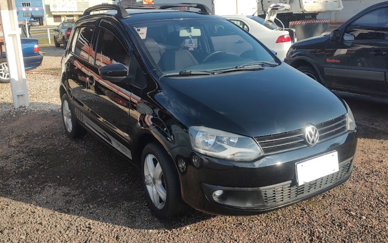 Volkswagen Fox 1.0 Mi Total Flex 8V 5P - foto 2