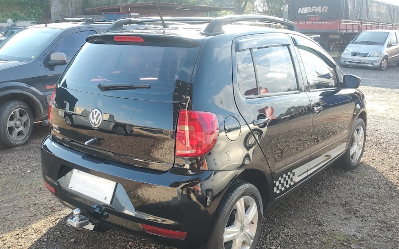 imagem-https://www.socarrao.com.br/sc-vehicle-images-prod/2438752/1783106540174-SU1HXzIwMjYwNzAzXzE1NDE0NzM0MS5qcGc.jpg