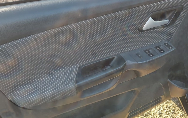 imagem-https://www.socarrao.com.br/sc-vehicle-images-prod/2438752/1783106541409-SU1HXzIwMjYwNzAzXzE1NDMwMzIzMy5qcGc.jpg