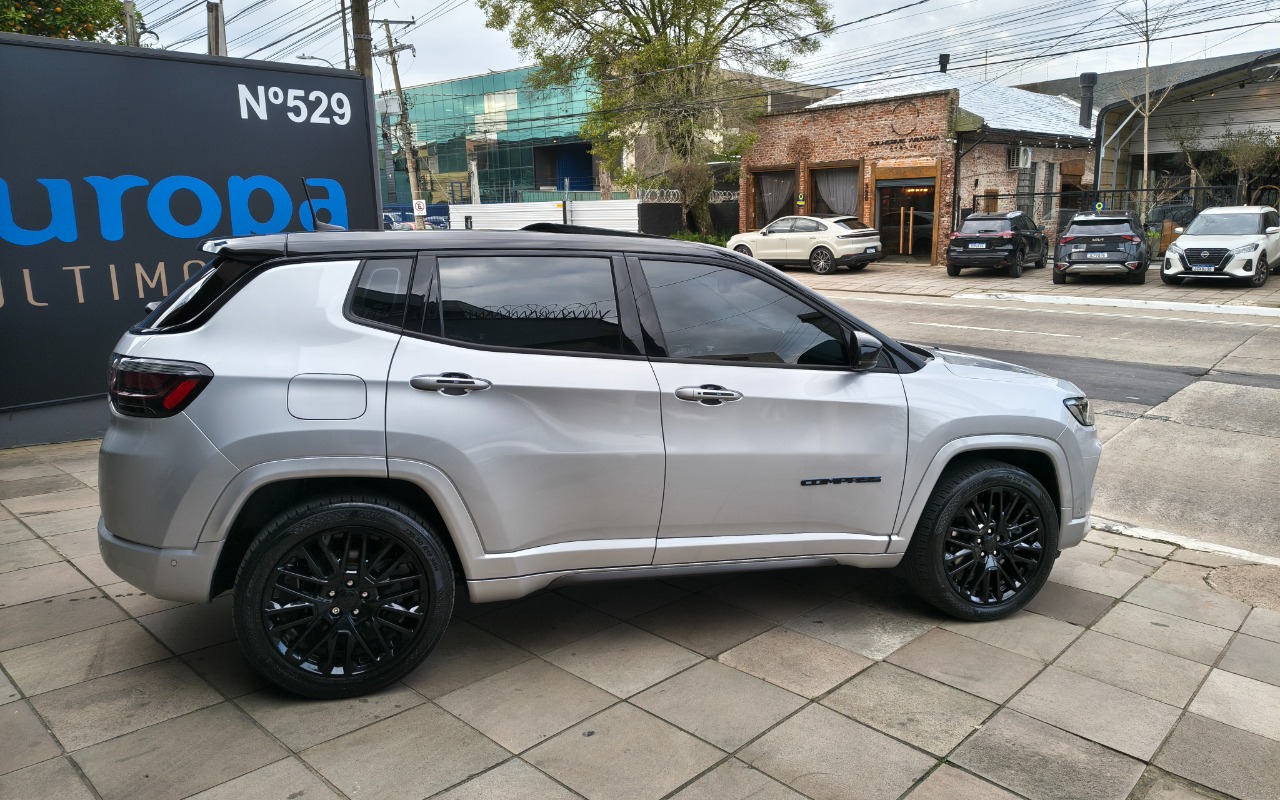 imagem-https://www.socarrao.com.br/sc-vehicle-images-prod/2438819/1783710991982-SU1HXzIwMjYwNzEwXzE1MjgxODMzNl9IRFIuanBn.jpg