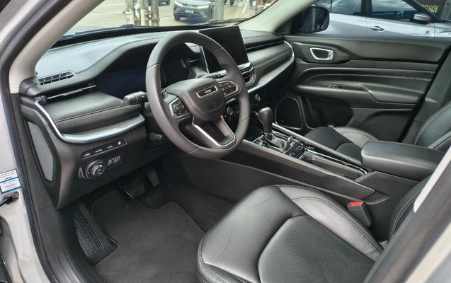 imagem-https://www.socarrao.com.br/sc-vehicle-images-prod/2438819/1783710992420-SU1HXzIwMjYwNzEwXzE1Mjg1OTg4MV9IRFIuanBn.jpg