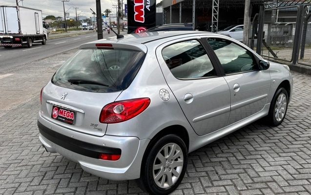 imagem-https://www.socarrao.com.br/sc-vehicle-images-prod/2439009/1788204672257-924d0969d9254de1b3e3b829efc90fbd_1783107494400.jpg