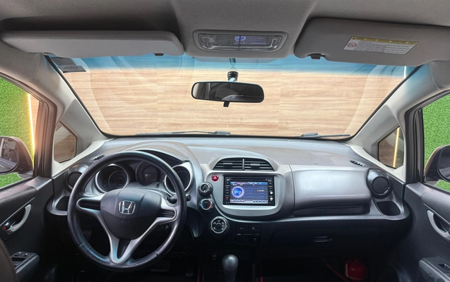 imagem-https://www.socarrao.com.br/sc-vehicle-images-prod/2439155/1785186434530-RAezW8Lv1jOx2polbVZcVXmHhqr54hXC.jpg
