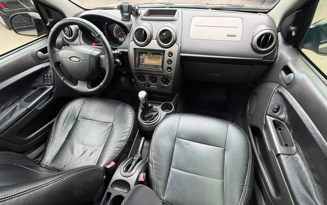 imagem-https://www.socarrao.com.br/sc-vehicle-images-prod/2439189/1788273732884-25be63d32a024cd69f0a976eb102bf65_1783107388191.jpg